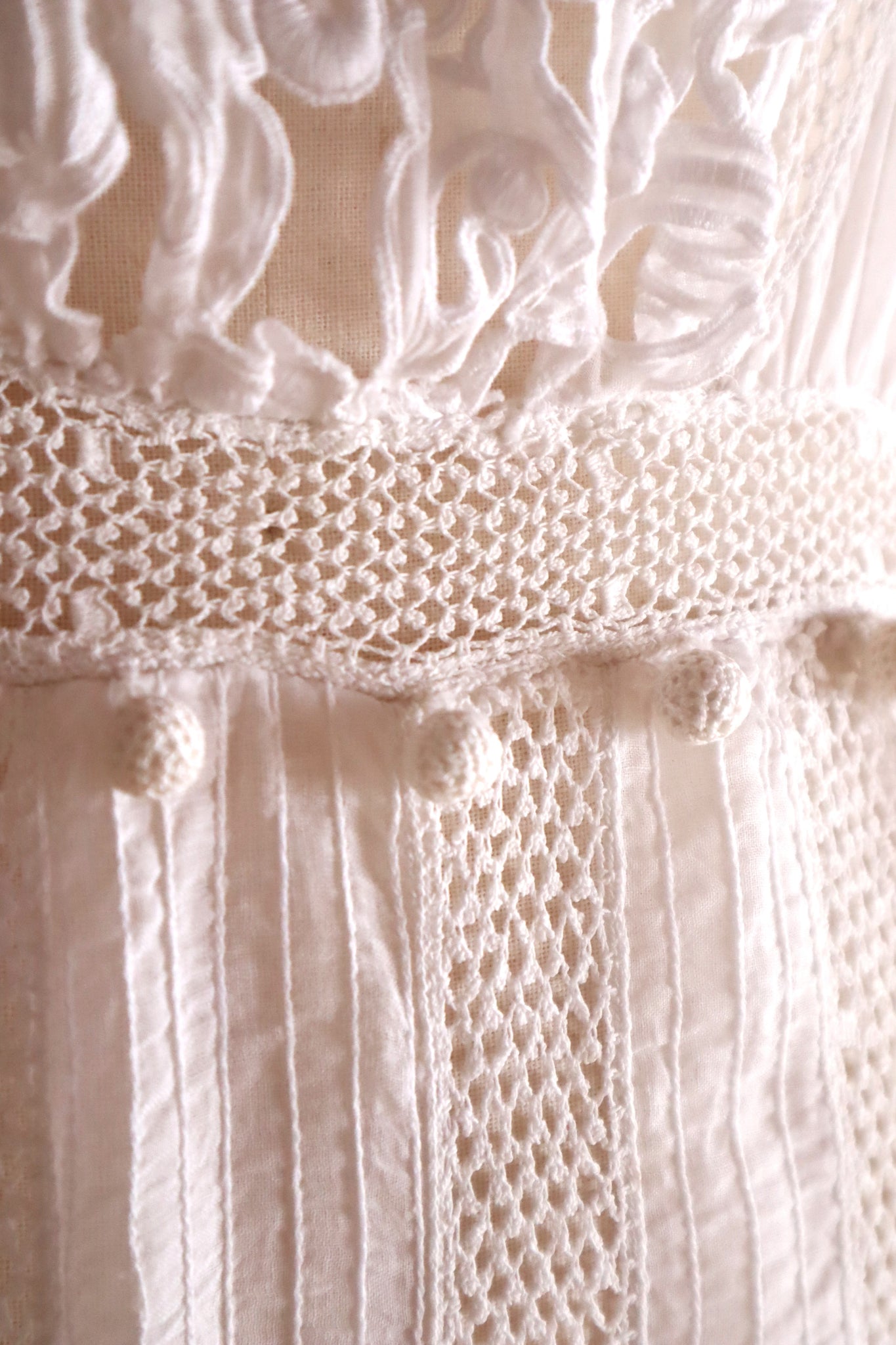 1900s Edwardian Crochet Cutwork Dress