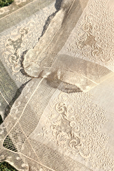 1900s French Linen Hand-Embroidered Cloth with Bobbin Lace Trim