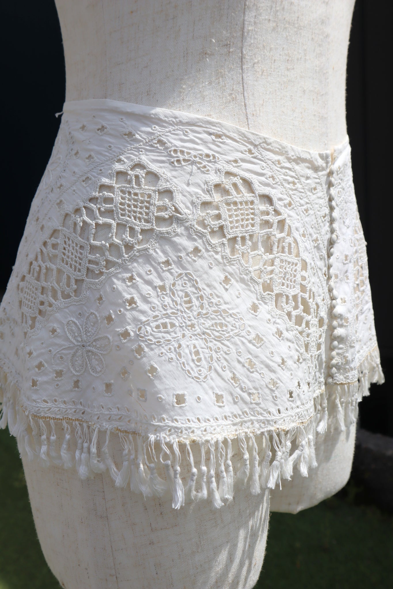 1900s French Fully Handcrafted Whitework Cotton Waist Piece