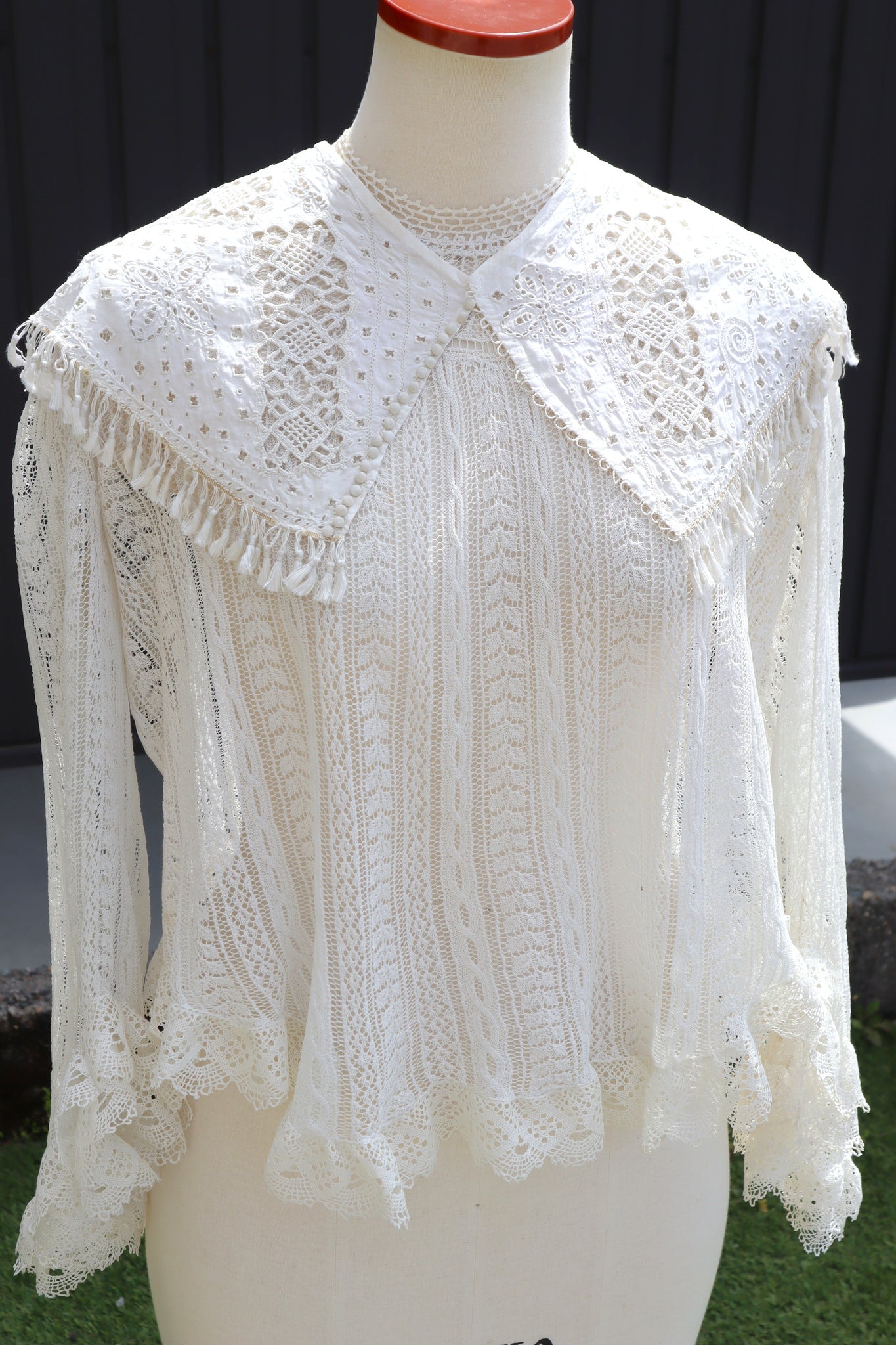 1900s French Fully Handcrafted Whitework Cotton Waist Piece