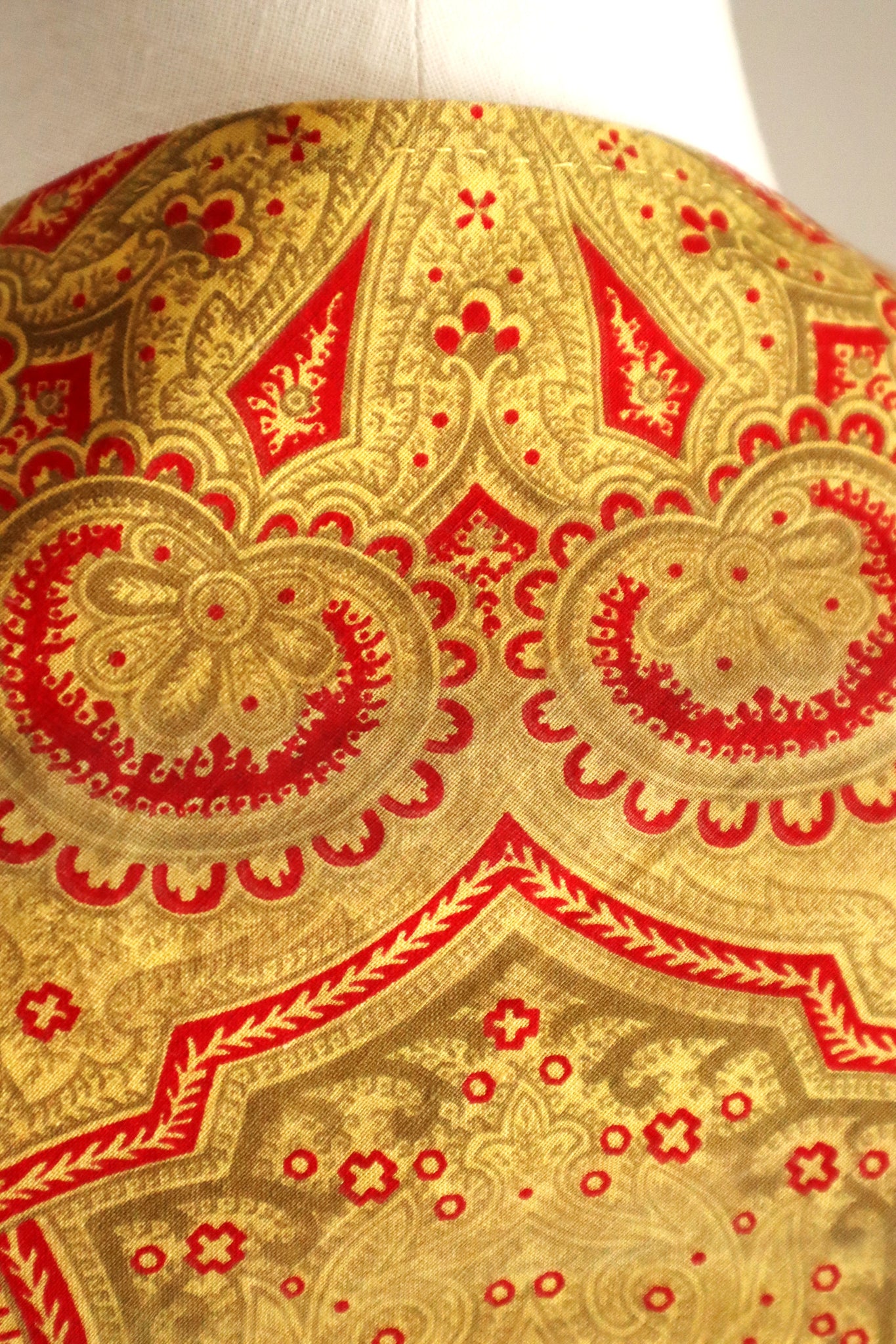 Late 1960s French Cotton Triangle Scarf in Golden & Red Paisley