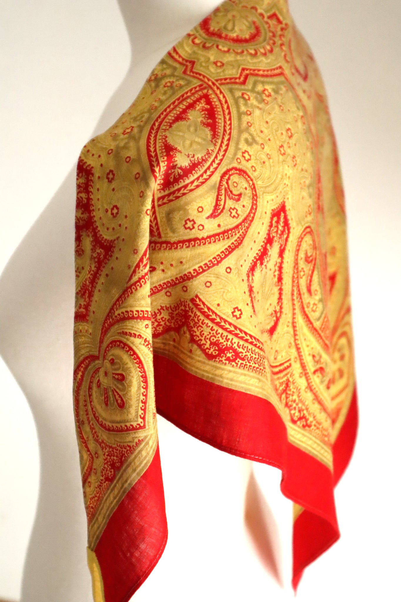 Late 1960s French Cotton Triangle Scarf in Golden & Red Paisley