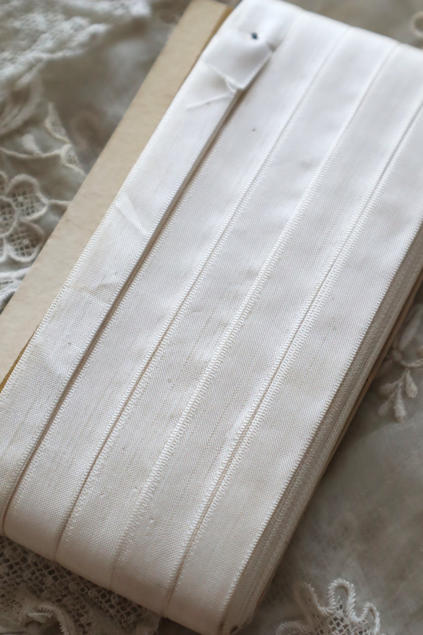 1940s–1950s French Deadstock White Rayon Ribbon 85m