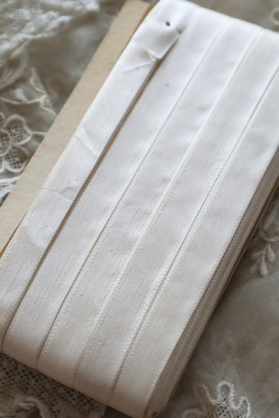 1940s–1950s French Deadstock White Rayon Ribbon 85m