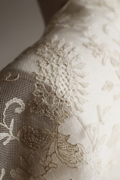 Early 1900s Edwardian Embroidered Net Lace Capelet