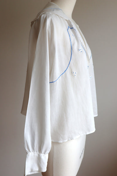 1910s Flower Embroidery Sailor Collar Blouse