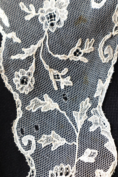 Early 1900s Edwardian Embroidered Net Lace Capelet