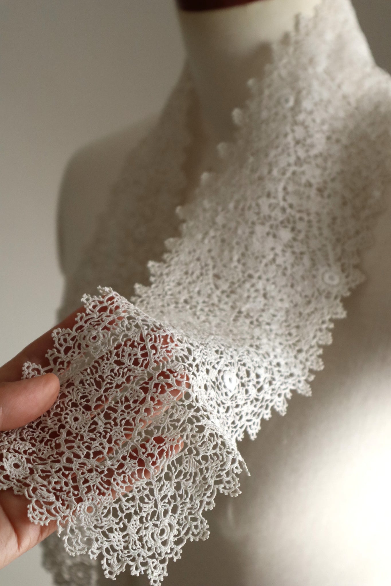1900s–1910s Irish Crochet Lace Jabot