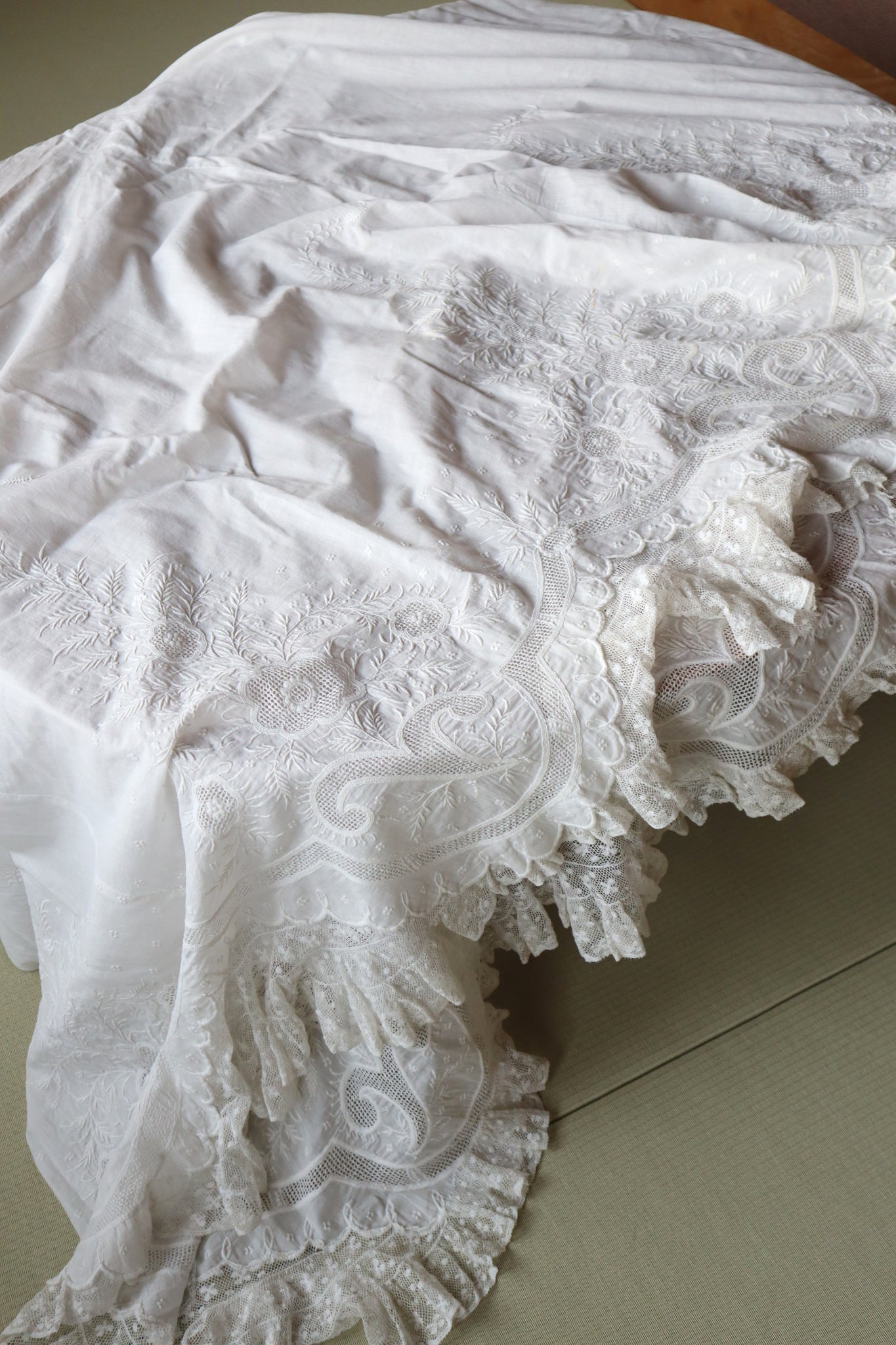 19th Hand Embroidery Skirt Cloth