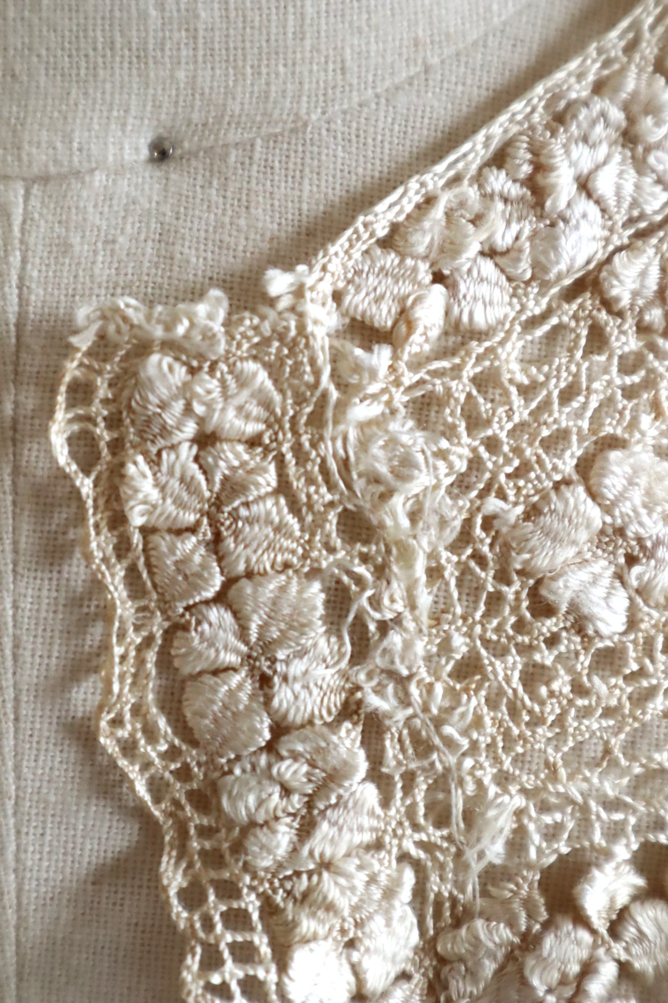 19th Century Silk Maltese Lace Collar