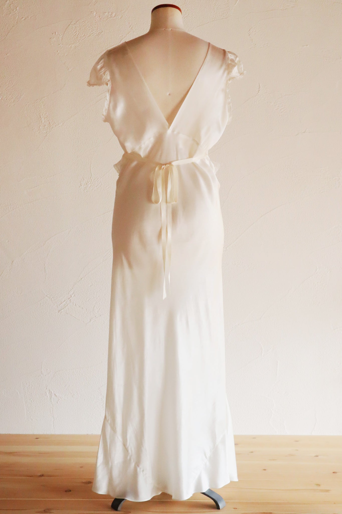 1930s White Satin Mini Rose Dress