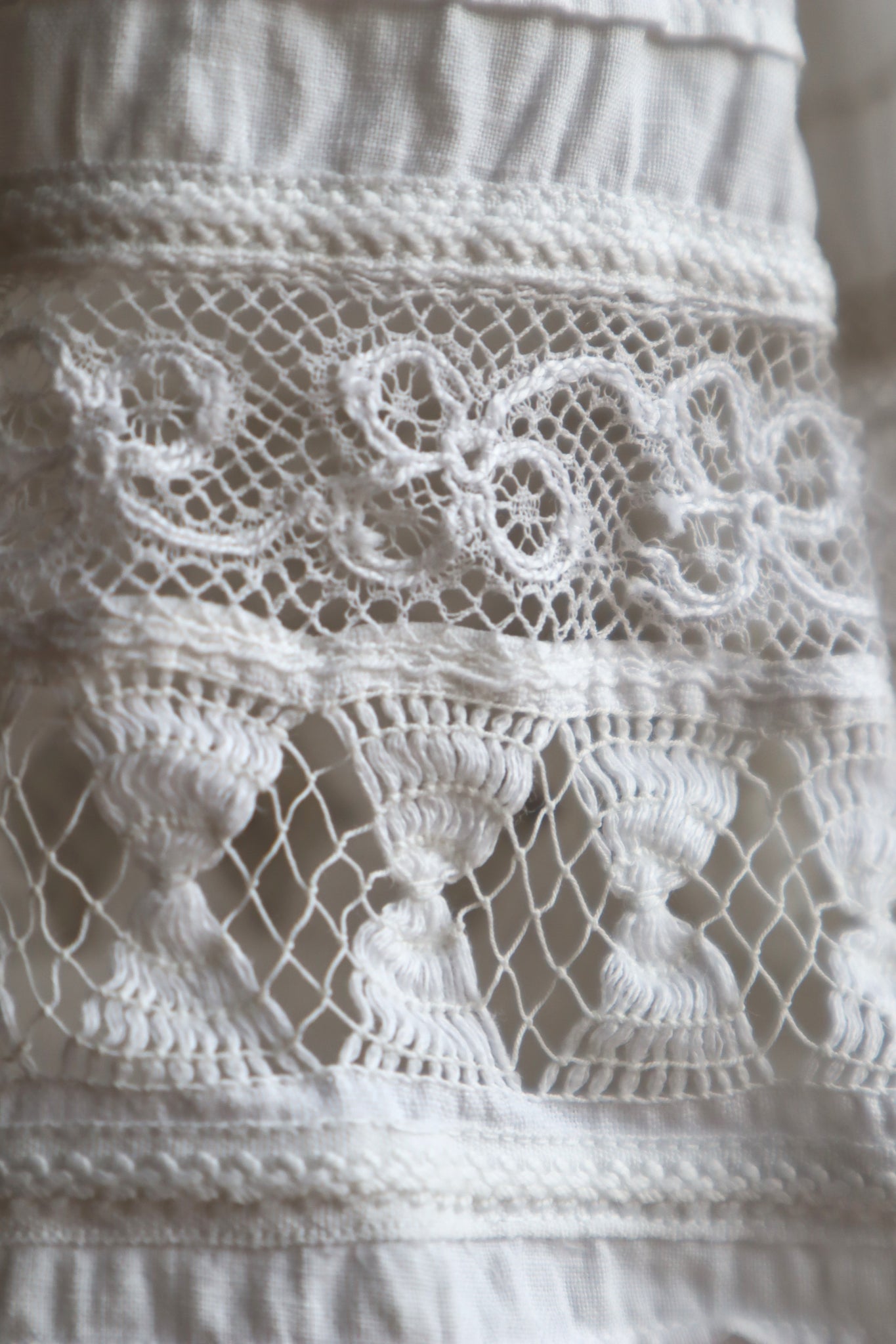 1900s Hand Made Lace Lovely Skirt