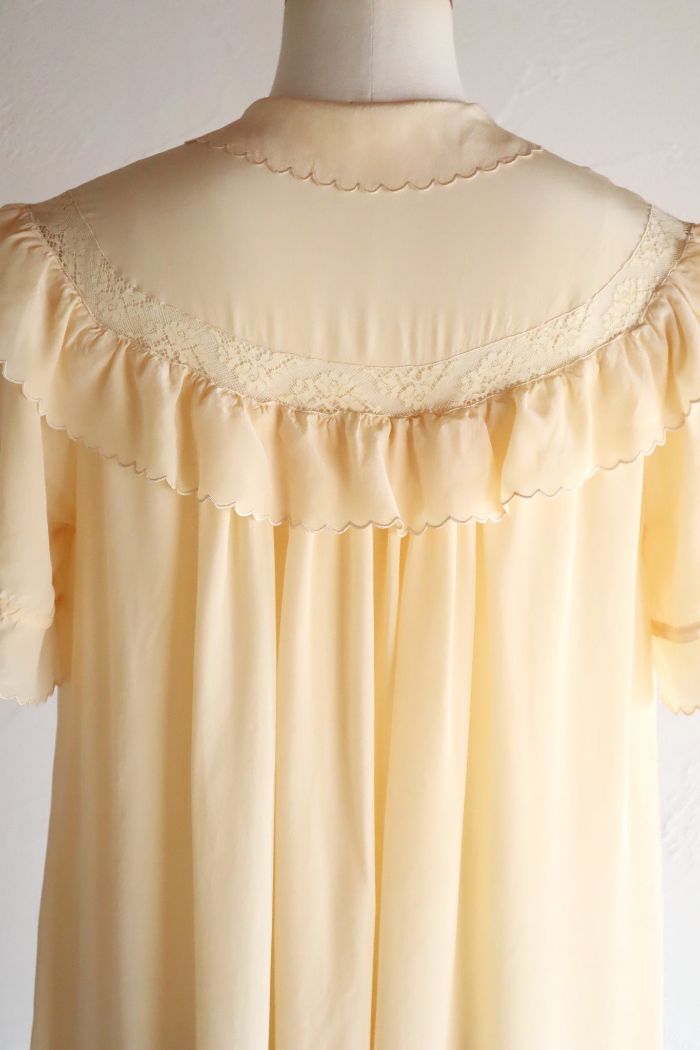1930s Cream Silk Dress