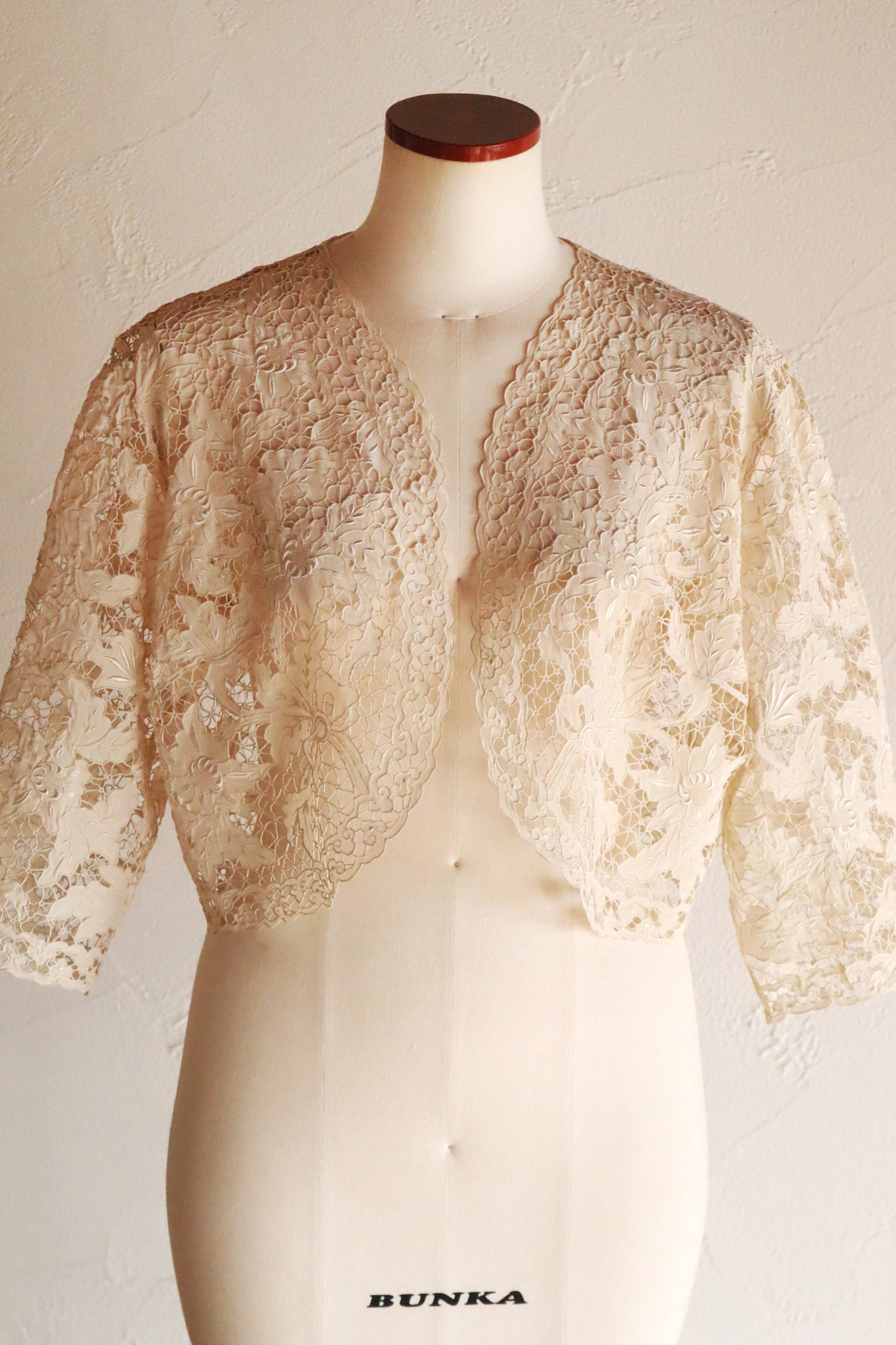 60s Embroidery Cutwork Lace Jacket