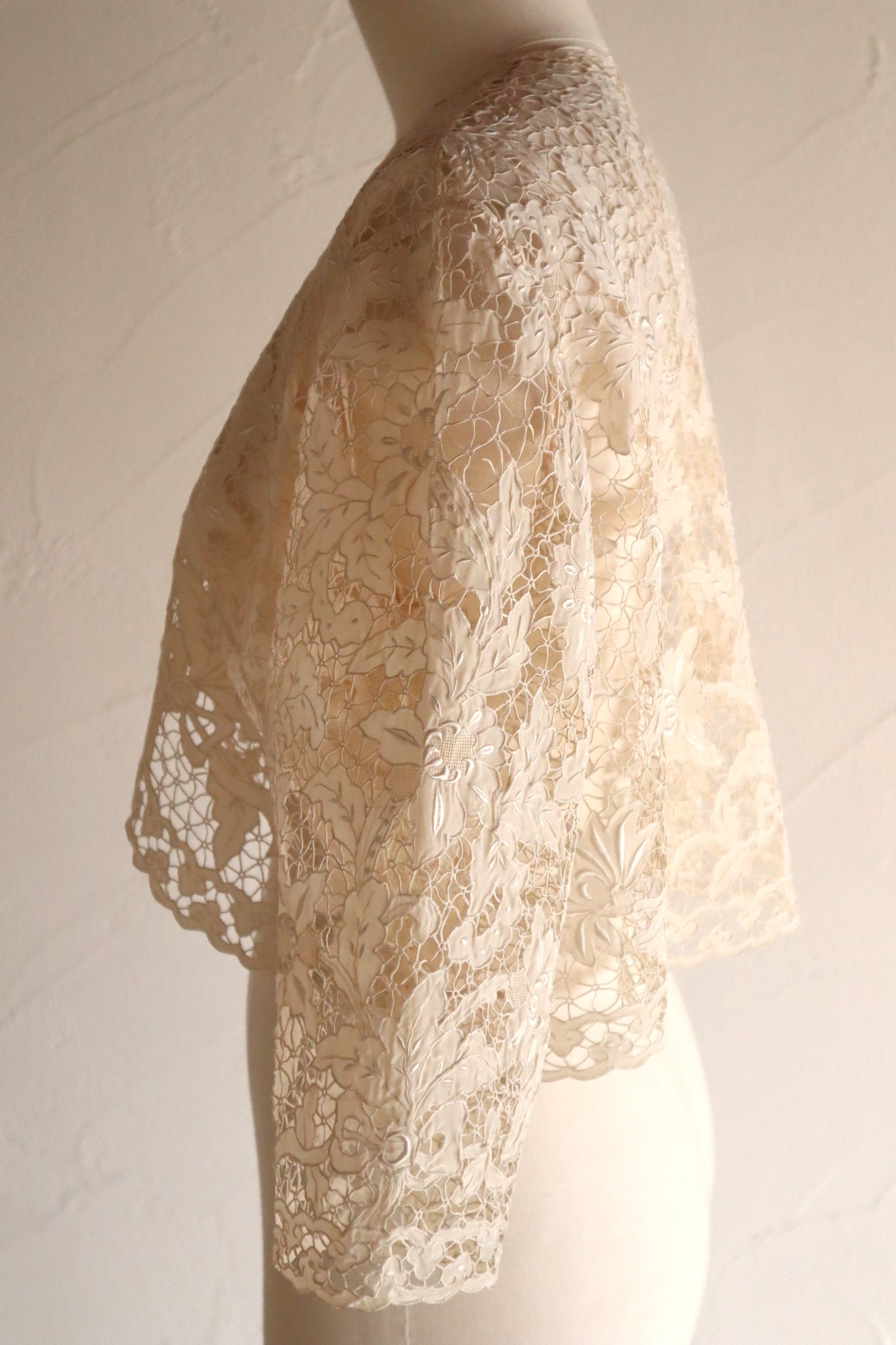 60s Embroidery Cutwork Lace Jacket