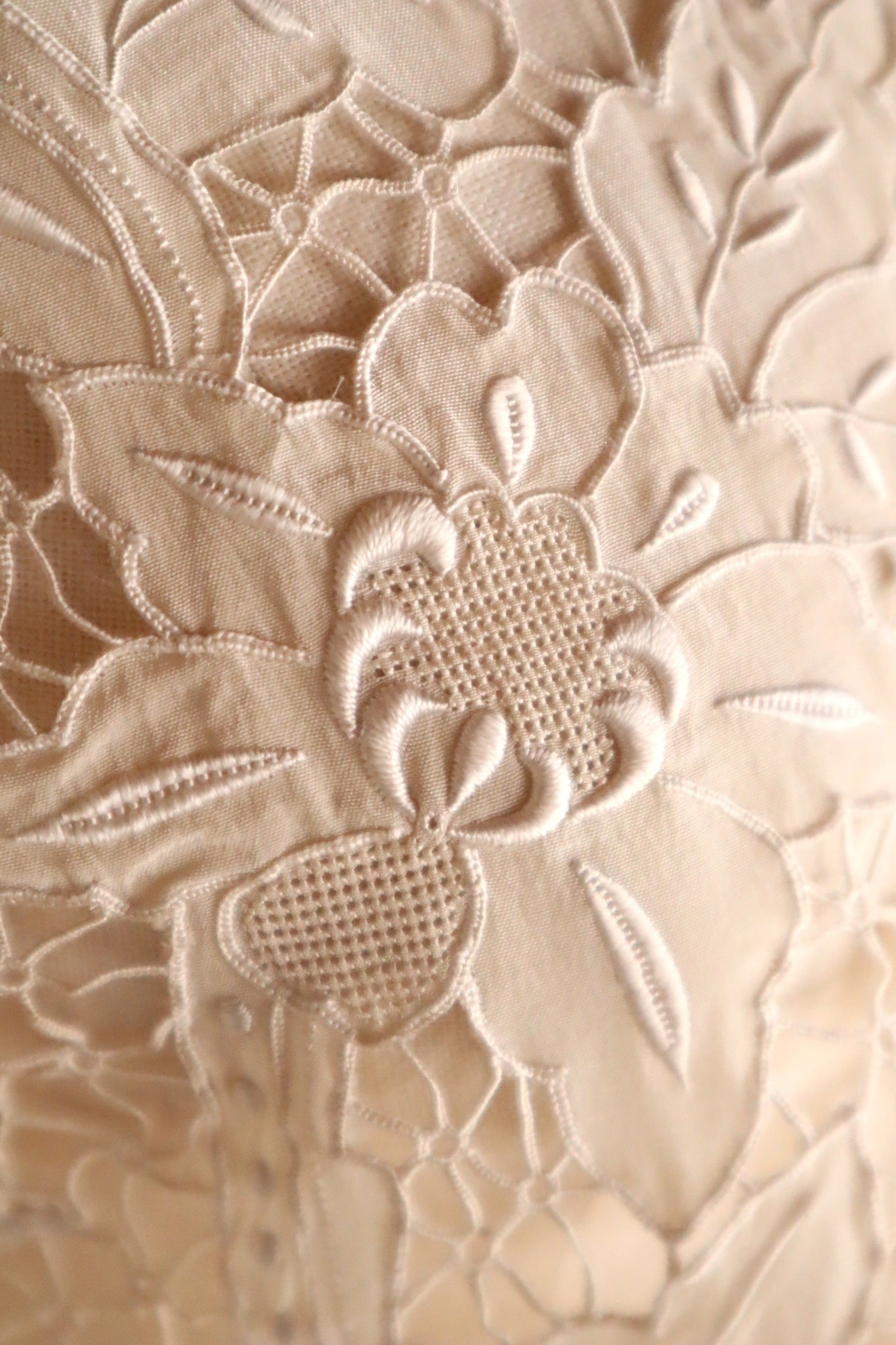 60s Embroidery Cutwork Lace Jacket