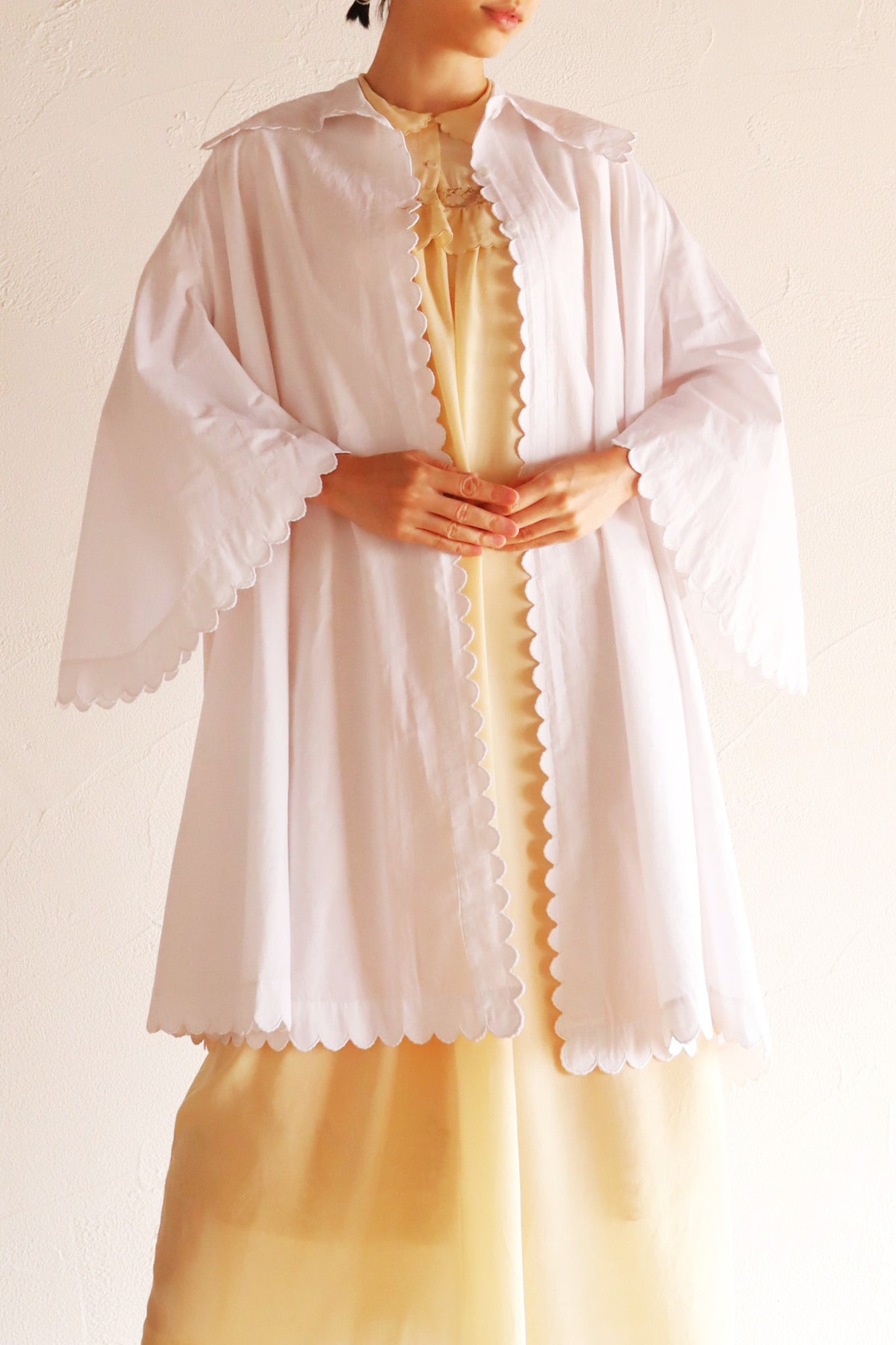 1900s Scallop Embroidered Jacket