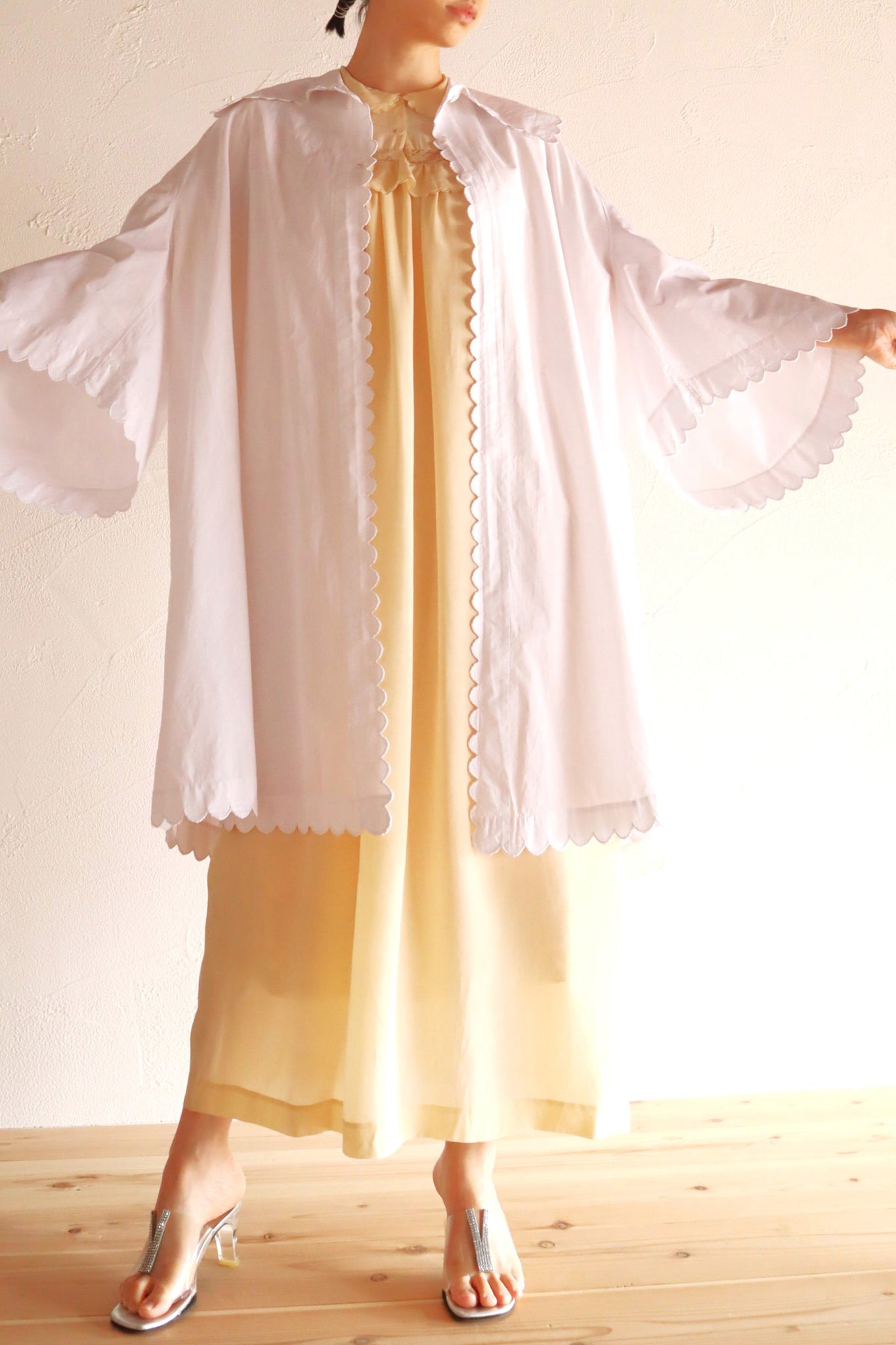 1900s Scallop Embroidered Jacket