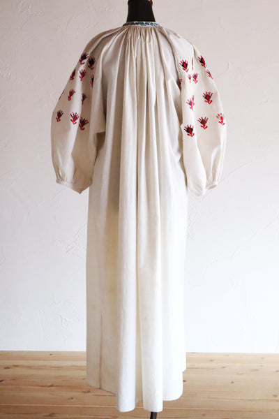 1920s Ukrainian Hand-Embroidered Cotton Sorochka Dress