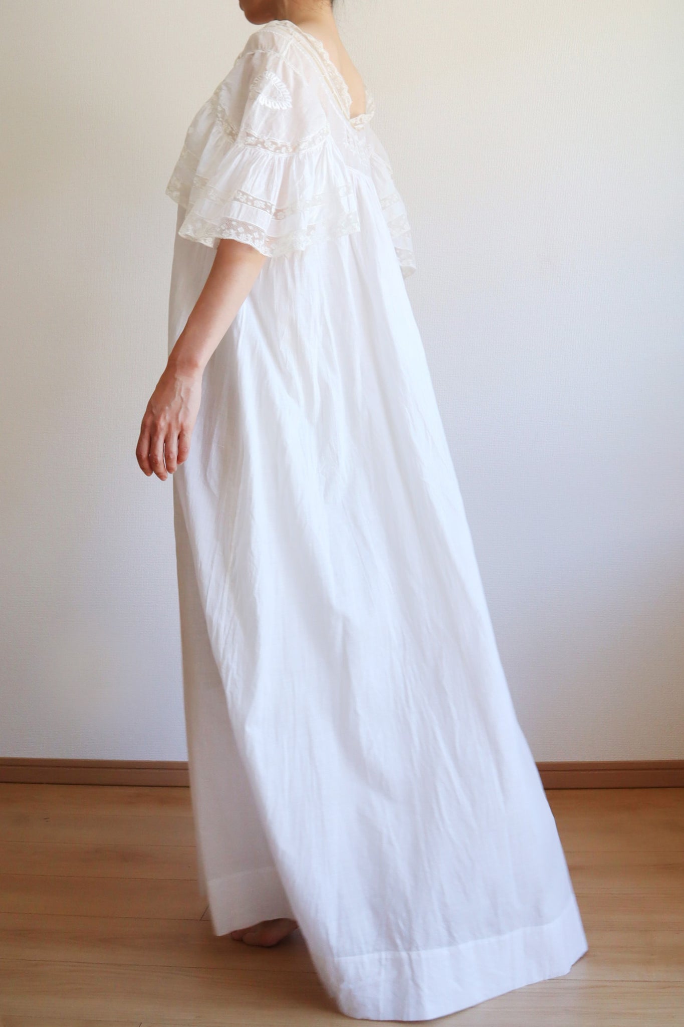 1900s Bell Sleeve Edwardian Nightgown