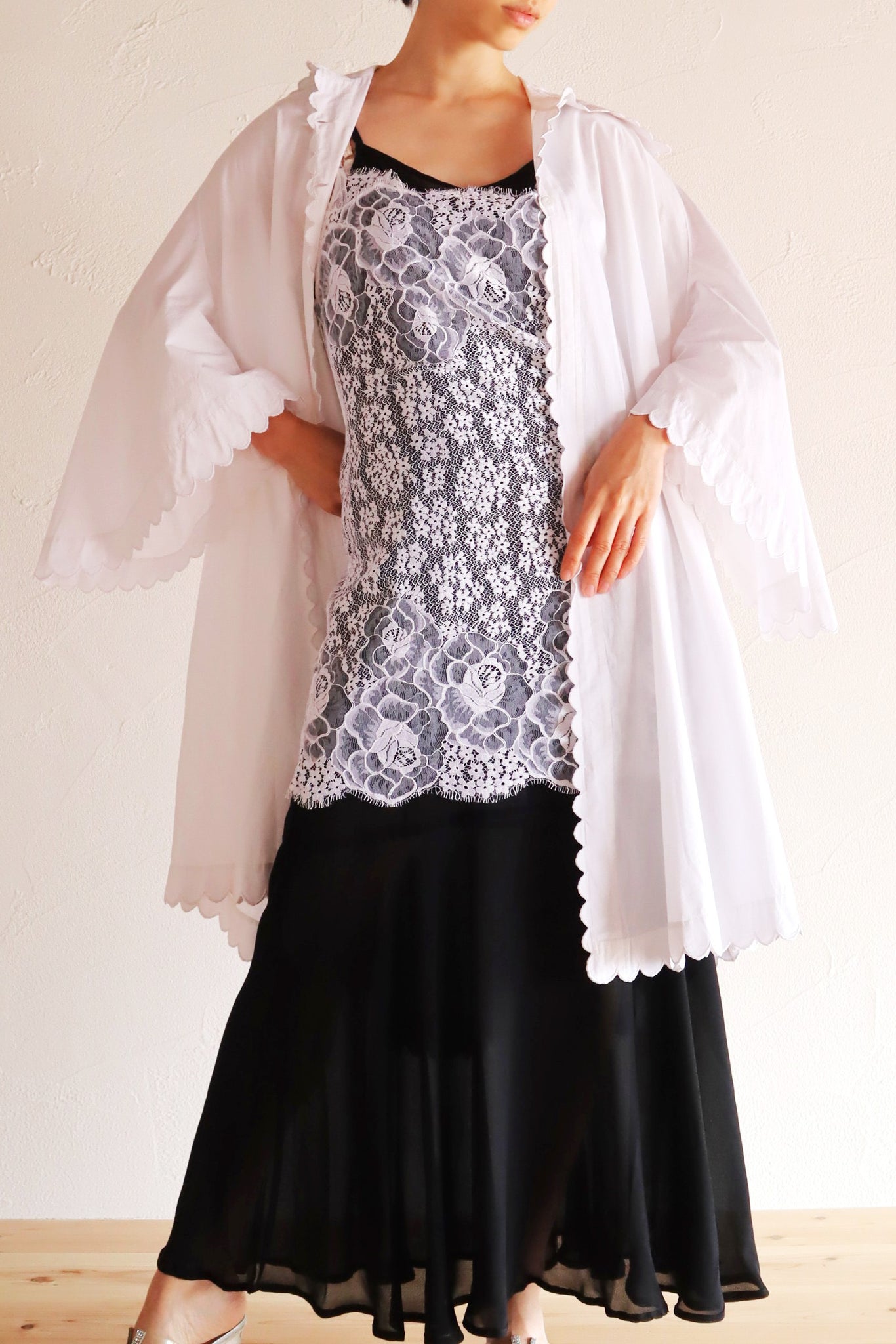 1900s Scallop Embroidered Jacket