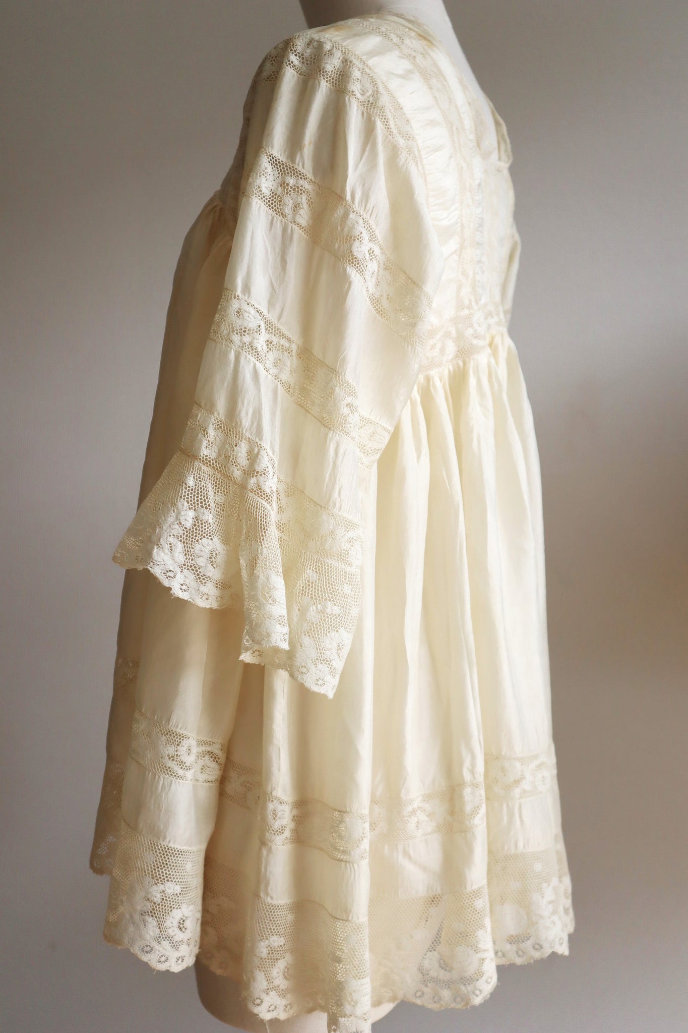 1900s Silk Bed Jacket