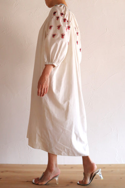 1920s Ukrainian Hand-Embroidered Cotton Sorochka Dress