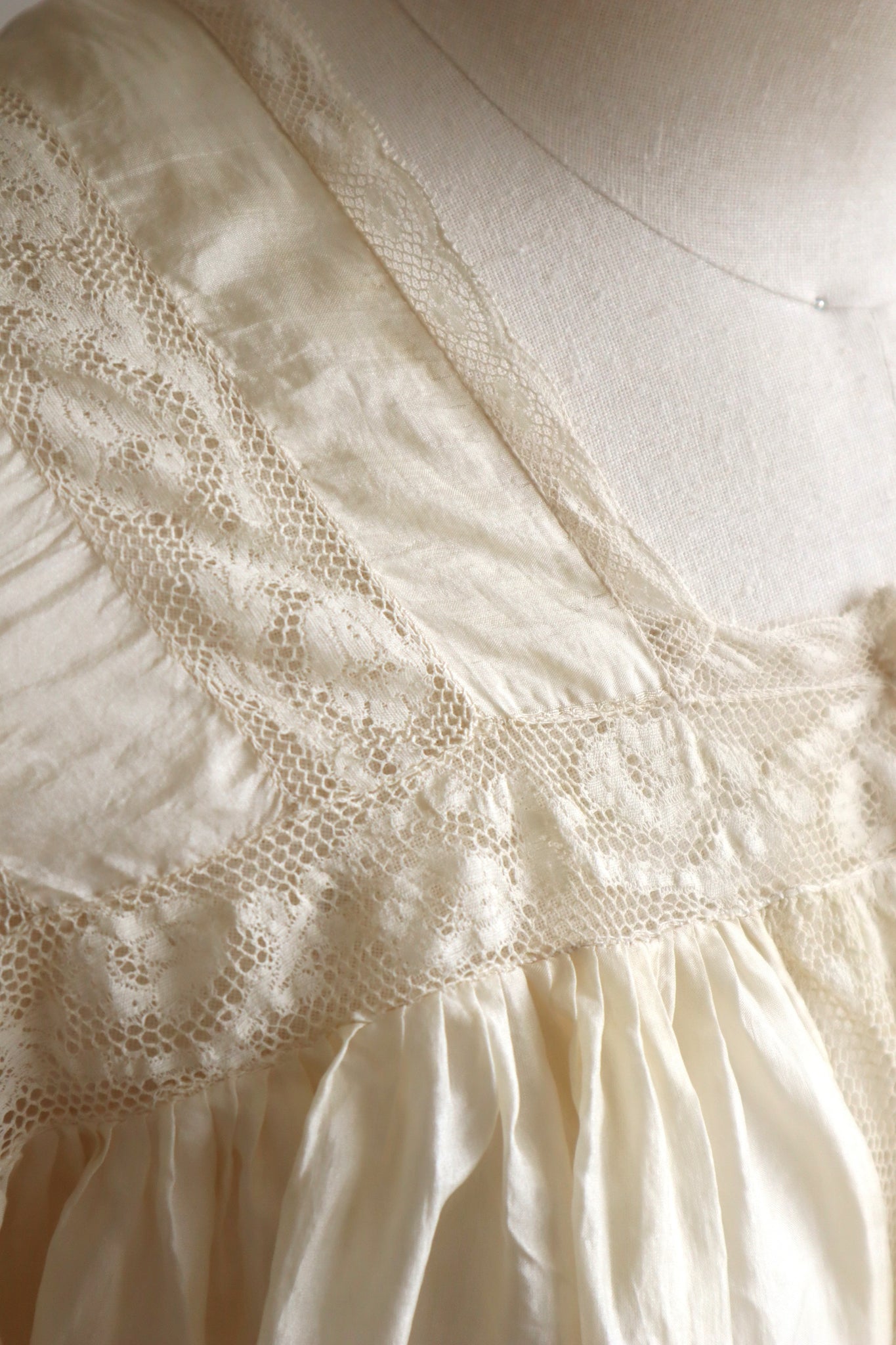 1900s Silk Bed Jacket