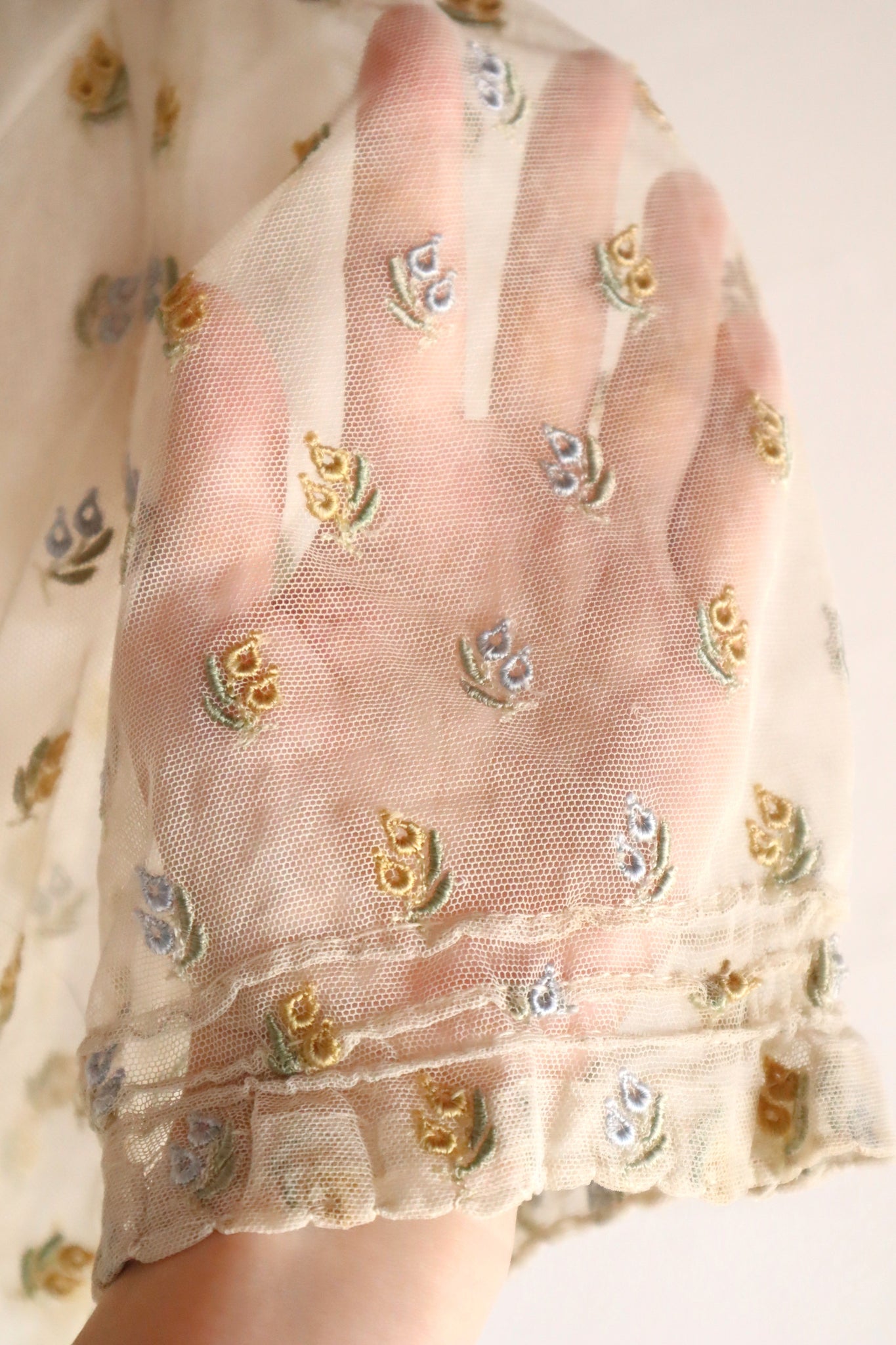 1930s Floral Embroidery Tulle Blouse