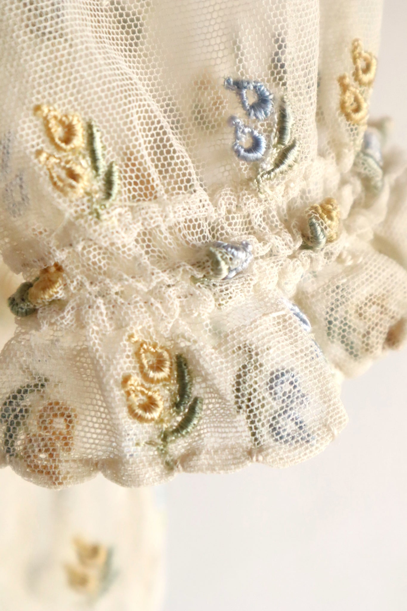 1930s Floral Embroidery Tulle Blouse