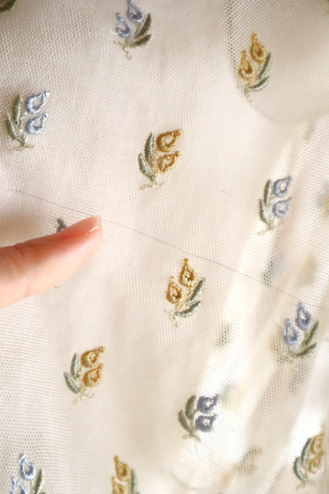 1930s Floral Embroidery Tulle Blouse