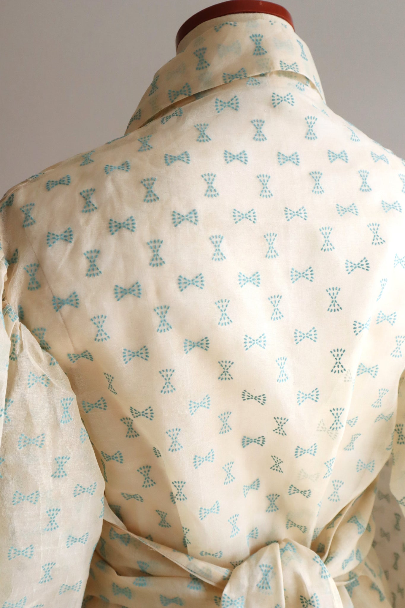 70s Balloon Sleeve Sheer Blouse