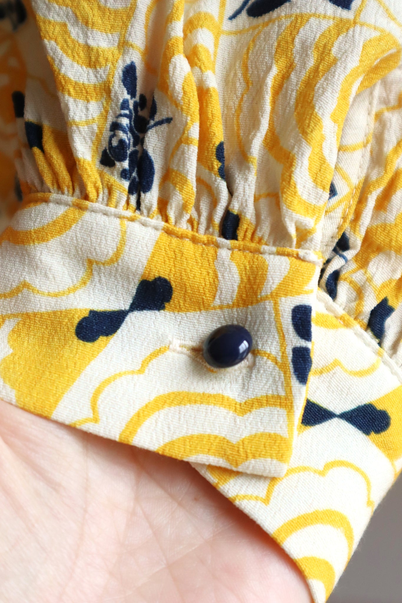 80s TARA JARMON Blouse