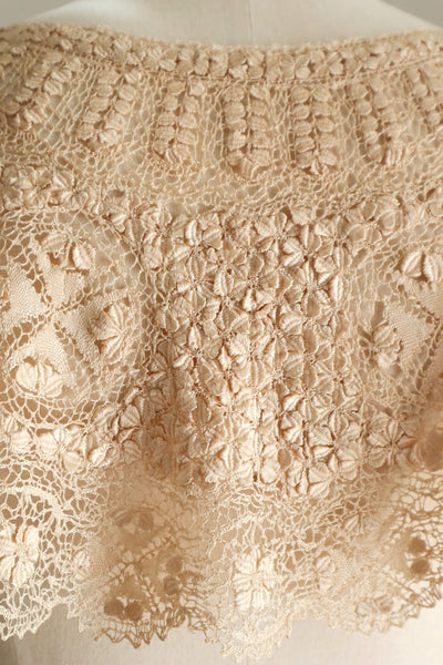 19th Century Silk Maltese Lace Collar
