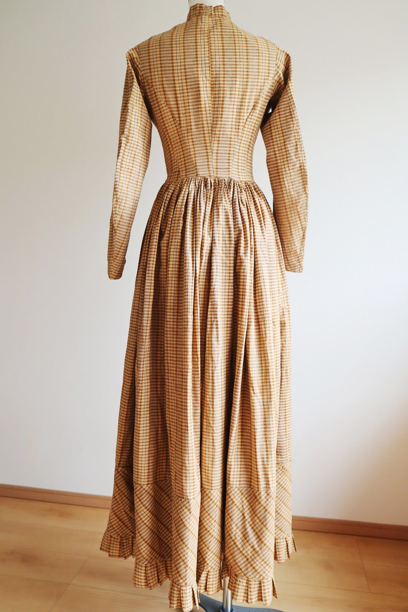19th Plaid Prairie Dress Size XS~S
