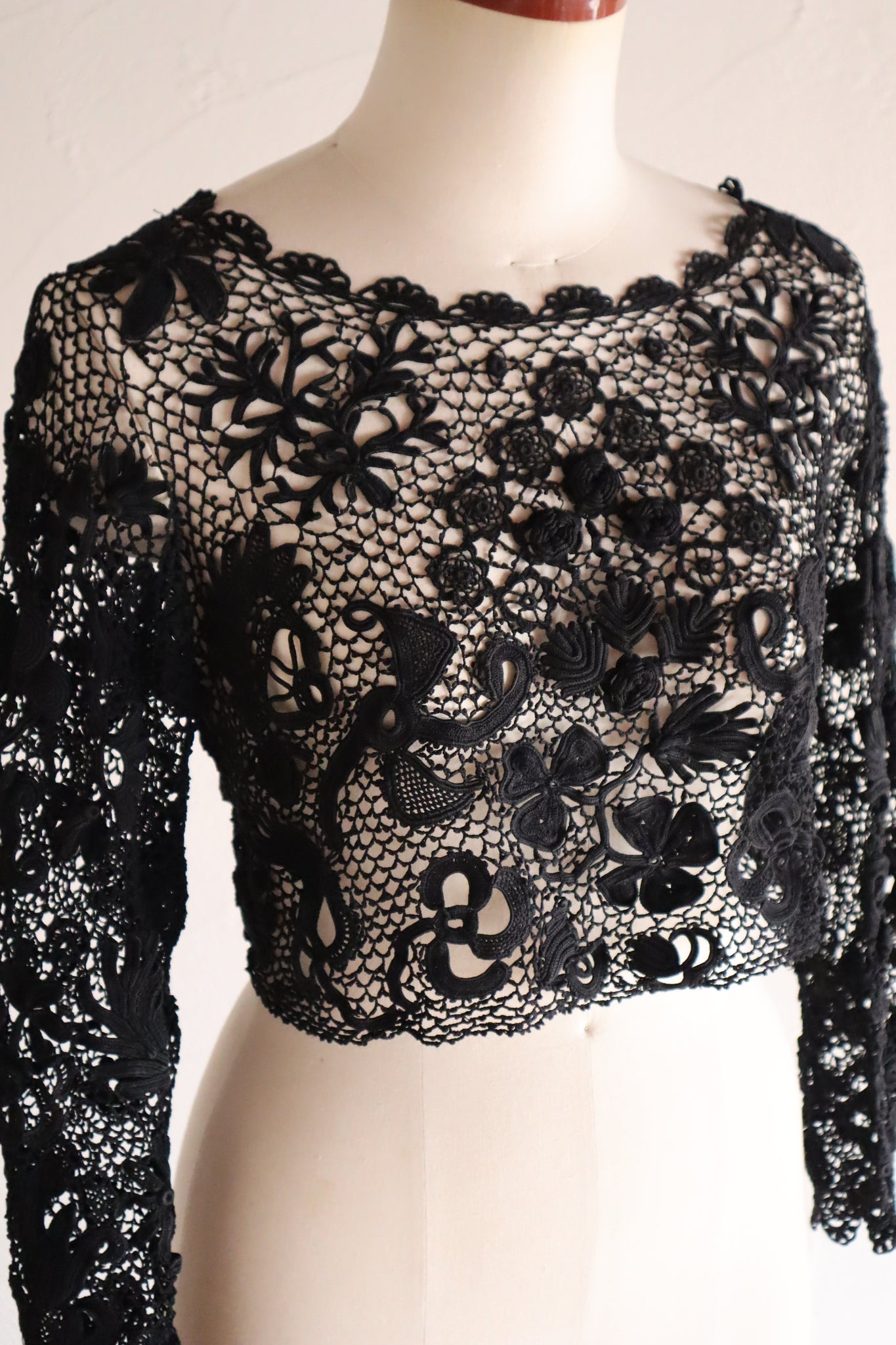 1900s French Hand Crochet Lace Bolero – Black Floral Motif