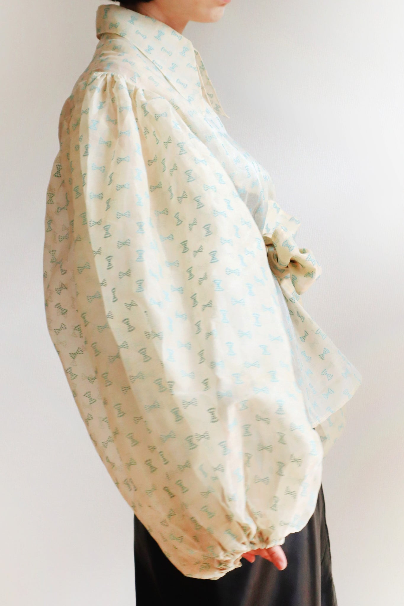 70s Balloon Sleeve Sheer Blouse