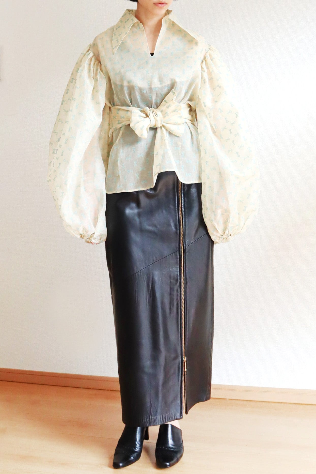70s Balloon Sleeve Sheer Blouse