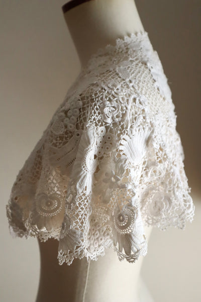 1900s French Hand-Crocheted Lace Bolero
