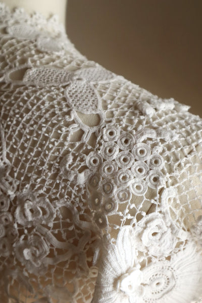 1900s French Hand-Crocheted Lace Bolero
