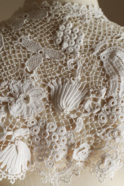 1900s French Hand-Crocheted Lace Bolero