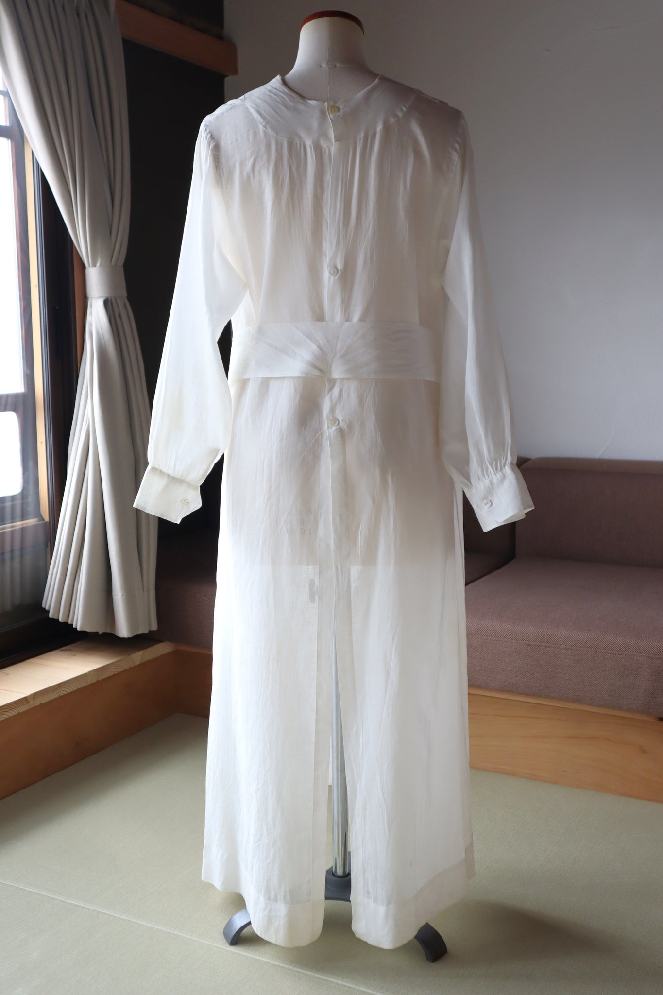 1910s–1920s American Medical Linen Work Dress