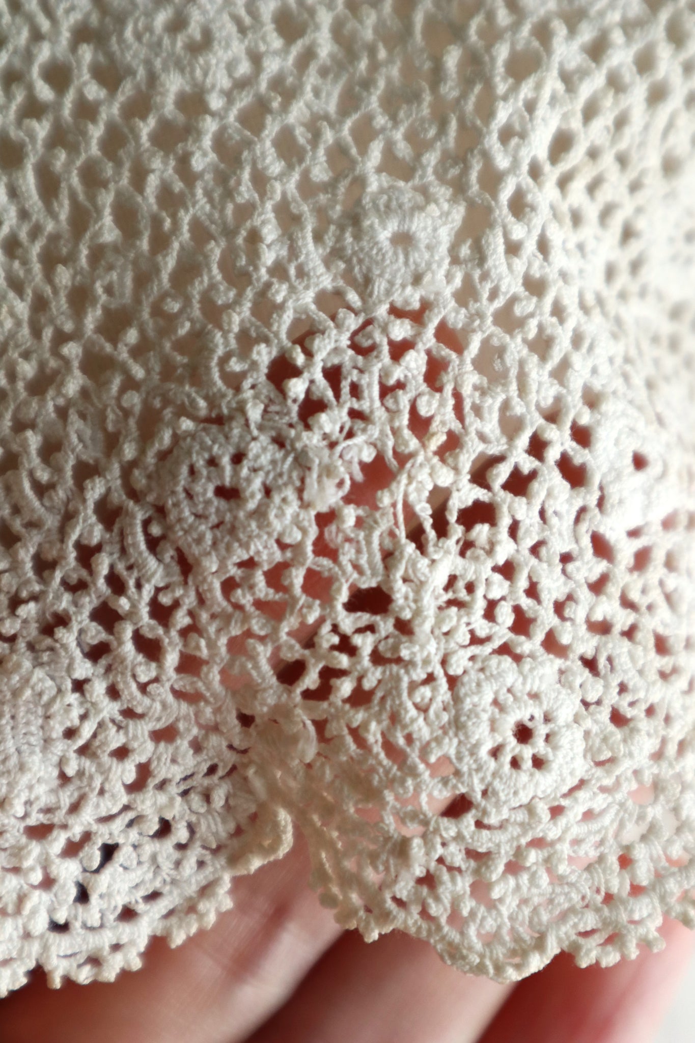 1900s French Handworked Crochet & Embroidered Lace Collar
