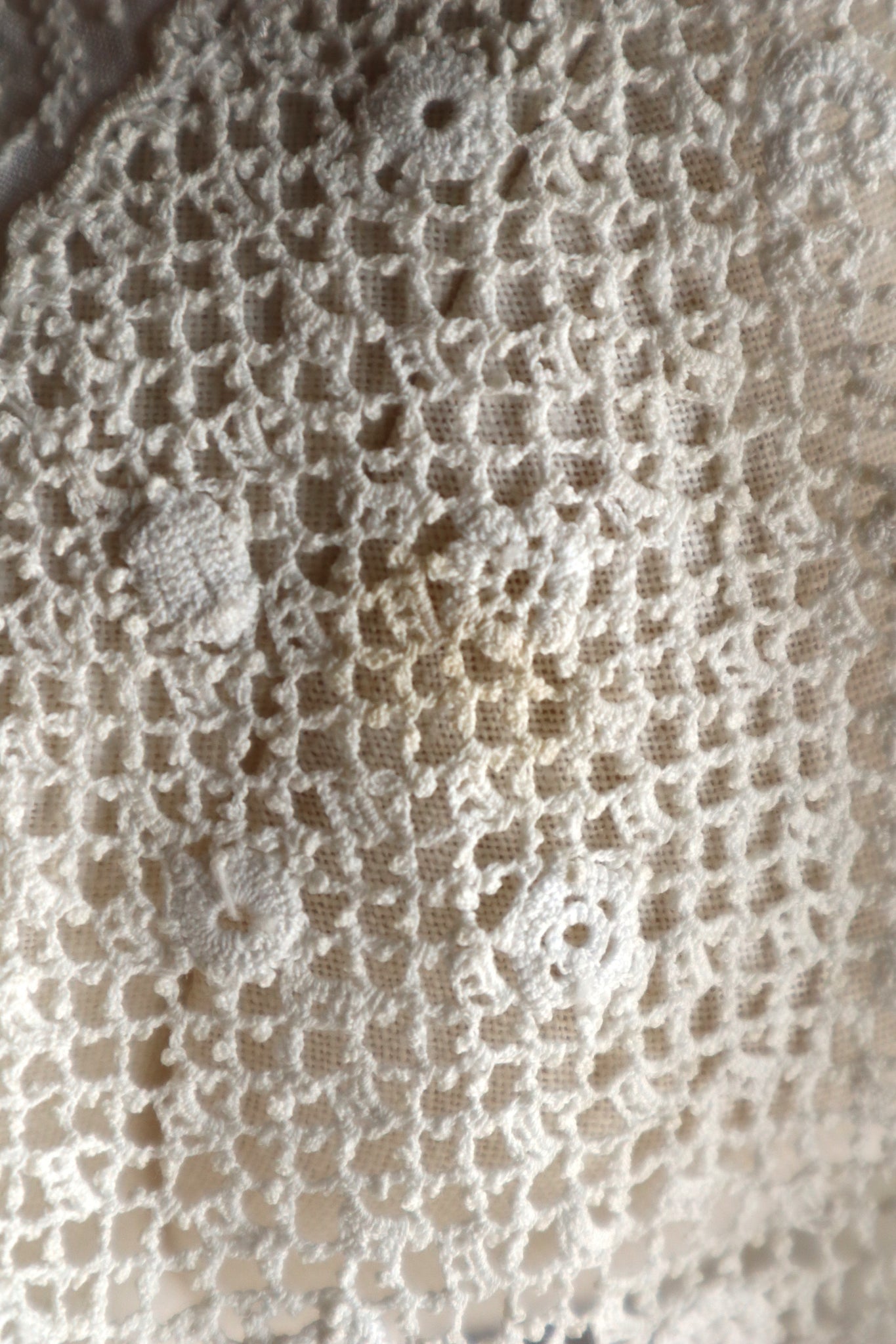 1900s French Handworked Crochet & Embroidered Lace Collar