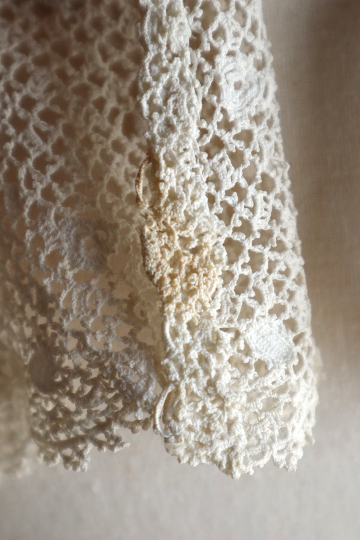 1900s French Handworked Crochet & Embroidered Lace Collar