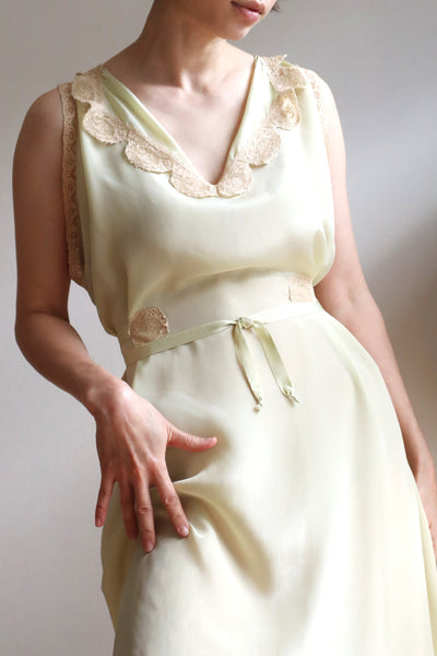 1930s Pale Green Silk Dress