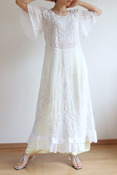 1900s Embroidered Flower Muslin Cotton Dress