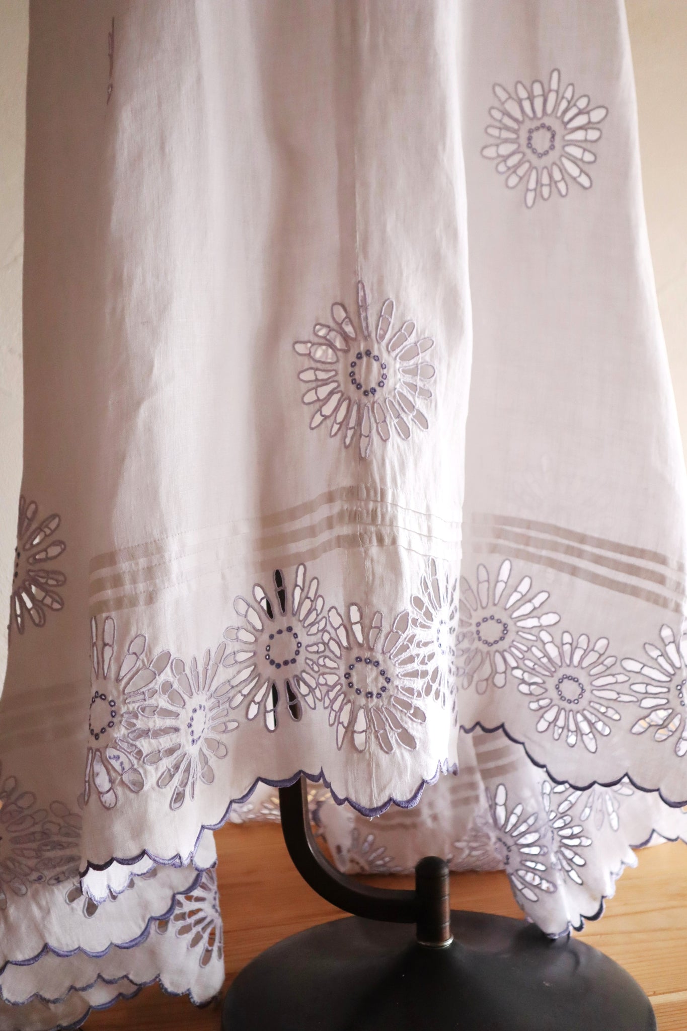 1900s–1910s French Linen Cutwork Embroidered Train Skirt