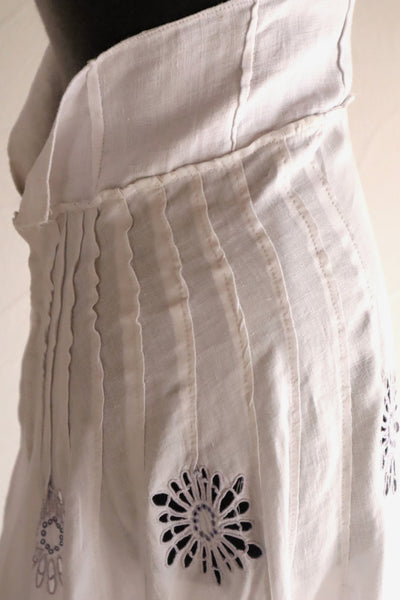 1900s–1910s French Linen Cutwork Embroidered Train Skirt