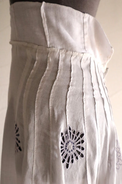 1900s–1910s French Linen Cutwork Embroidered Train Skirt